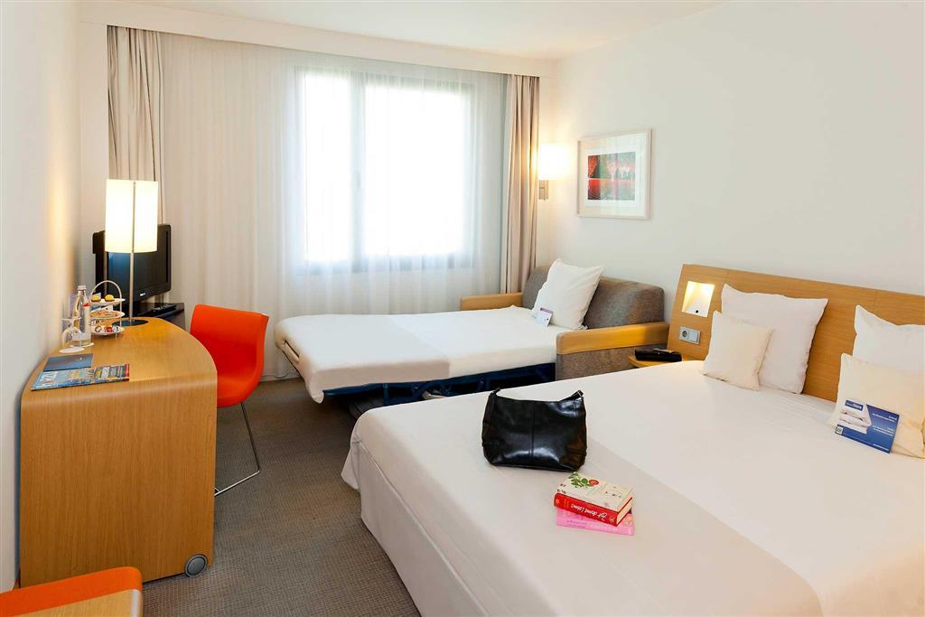 Novotel Hamburg City Alster Exterior photo