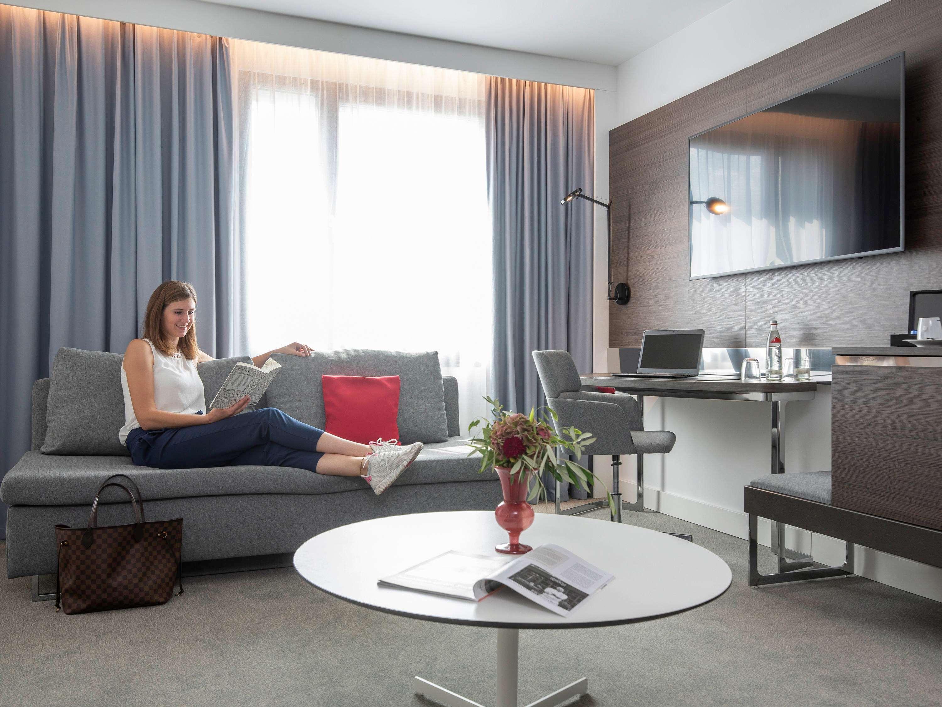 Novotel Hamburg City Alster Exterior photo